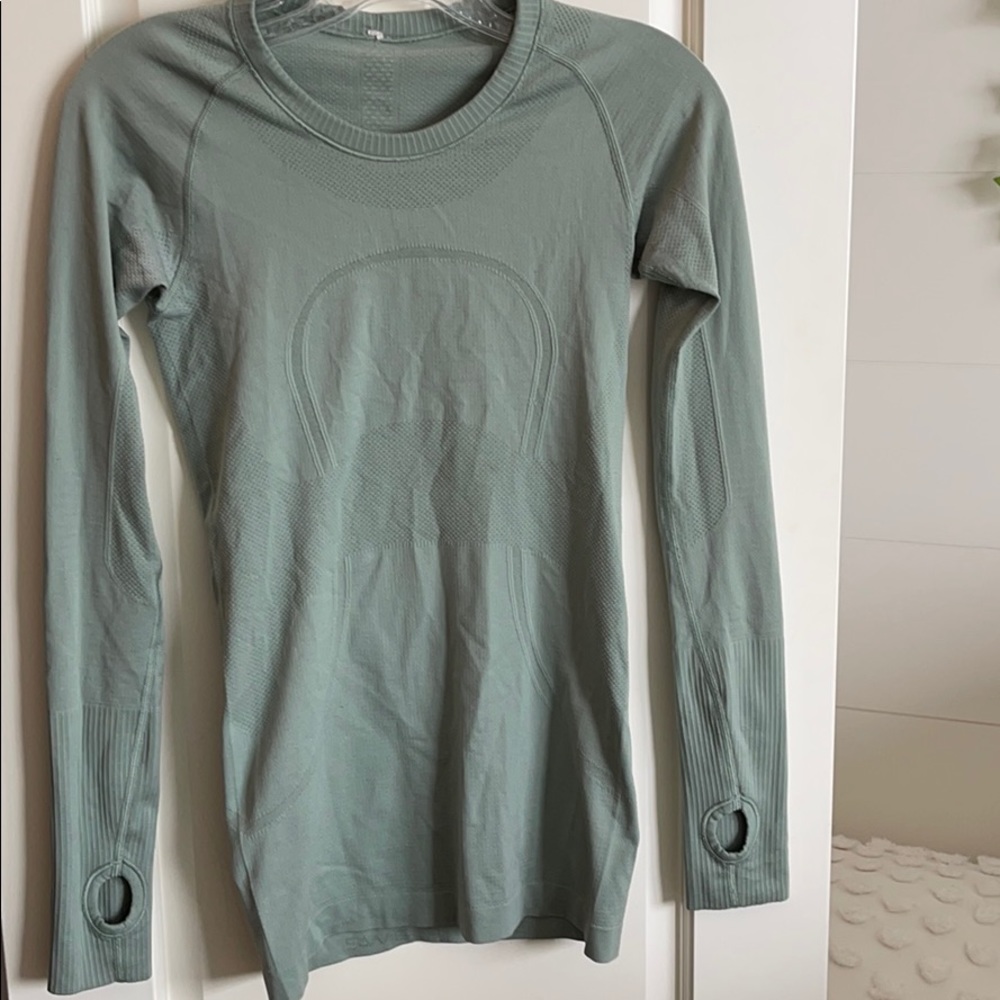 Lululemon swiftly tech long sleeve